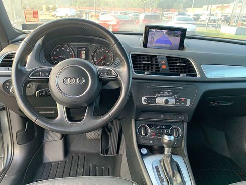 Used 2016 Audi Q3 2.0T Prestige w/ Prestige Package image 21