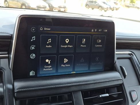 Used 2022 Chevrolet Suburban Z71 AWD/4WD image 40