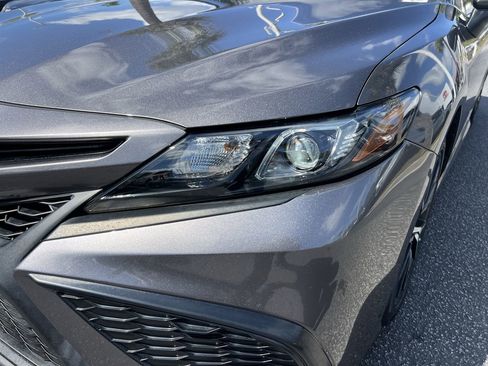 Used 2023 Toyota Camry SE FWD image 6