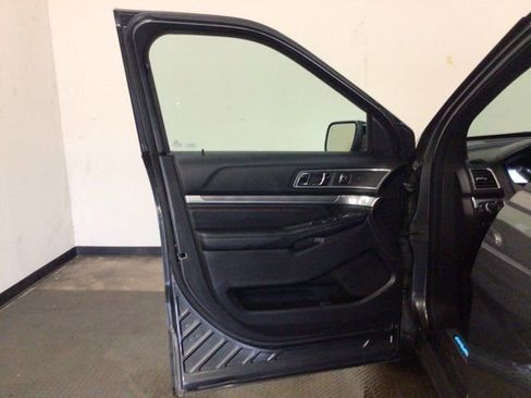 Used 2017 Ford Explorer Sport w/ Equipment Group 401A image 27