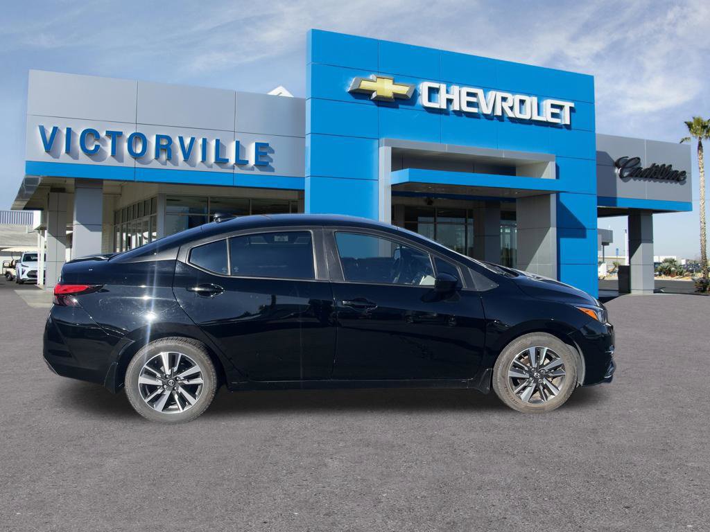 Used 2022 Nissan Versa SV w/ Trunk Package FWD image 4