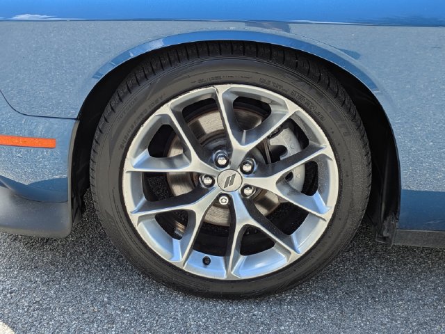 Used 2021 Dodge Challenger GT RWD image 14