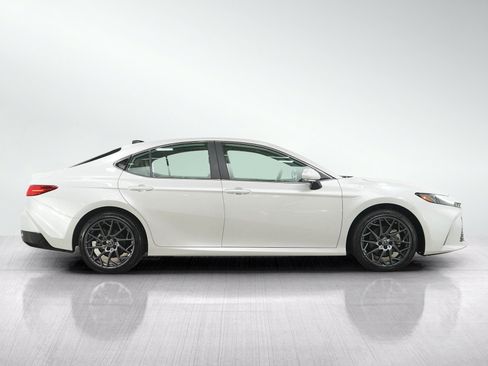 Used 2026 Toyota Camry XLE w/ Premium Plus Package AWD/4WD image 6