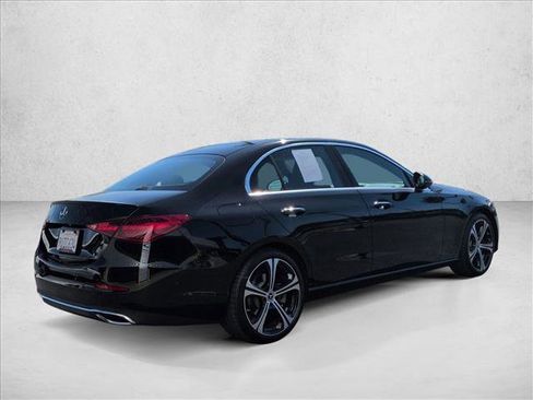 Used 2025 Mercedes-Benz C 300 Sedan image 5