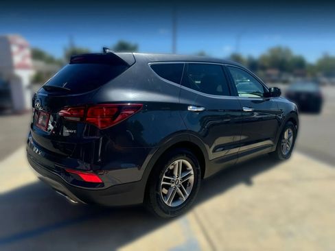 Used 2017 Hyundai Santa Fe Sport image 5