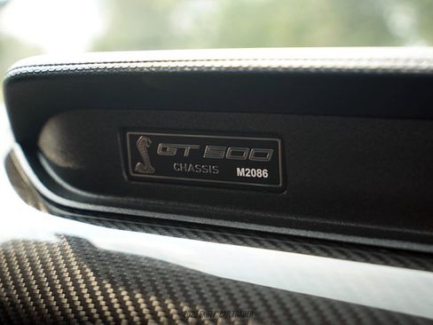 Used 2021 Ford Mustang Shelby GT500 w/ Carbon Fiber Track Pack RWD image 60