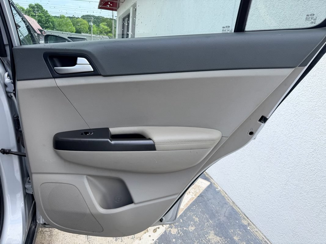 Used 2019 Kia Sportage LX w/ LX Popular Package AWD/4WD image 24