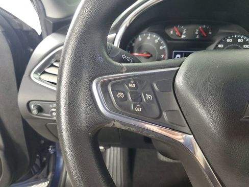 Used 2017 Chevrolet Malibu LT image 25