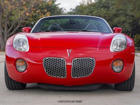 Used 2006 Pontiac Solstice Convertible w/ Premium Package image 13