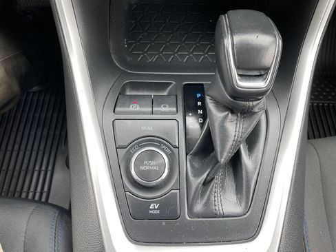 Certified 2024 Toyota RAV4 SE AWD/4WD image 22