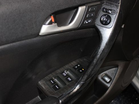 Used 2012 Acura TSX Sedan FWD image 9