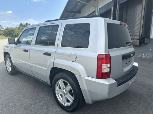 Used 2010 Jeep Patriot Sport w/ Tire & Wheel Group image 3