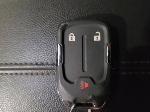 Used 2024 GMC Terrain SLE AWD/4WD image 32