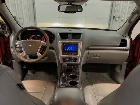 Used 2013 GMC Acadia SLT image 29