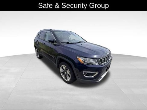 Used 2018 Jeep Compass Limited w/ Safe & Security Group AWD/4WD image 5