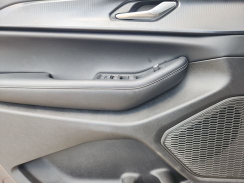 New 2025 Jeep Grand Cherokee L Altitude image 17