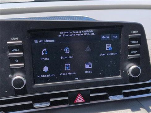 Used 2021 Hyundai Elantra SEL FWD image 13