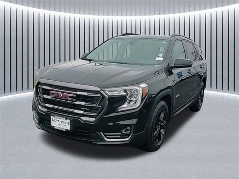 Certified 2022 GMC Terrain AT4 w/ Infotainment Package II image 9