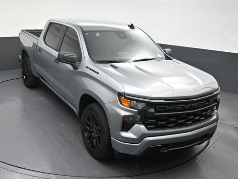 Used 2025 Chevrolet Silverado 1500 Custom w/ Turbomax Blackout Package RWD image 16