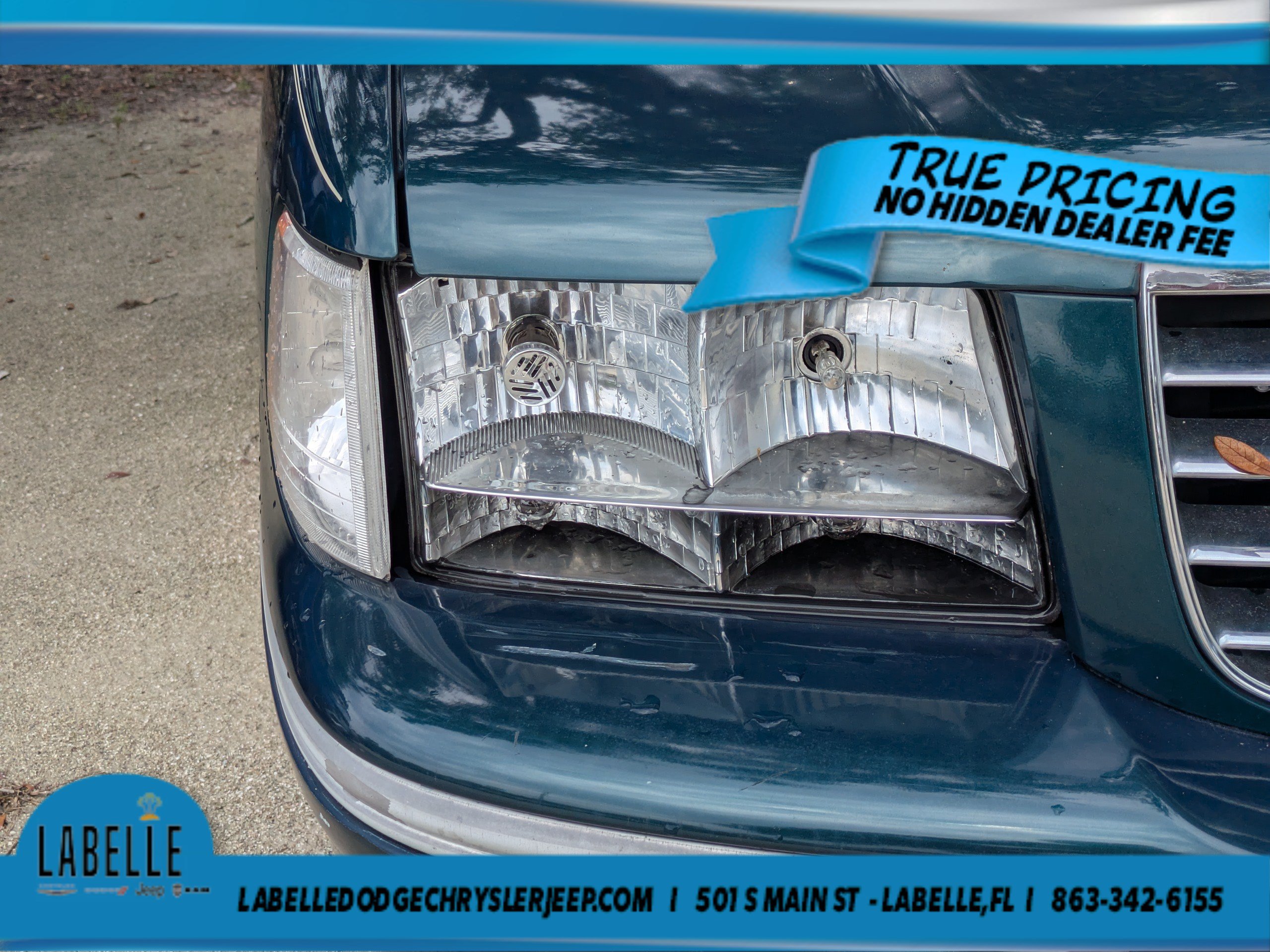 Used 1997 Cadillac De Ville Sedan FWD image 8