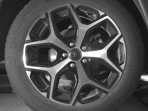 Used 2025 Jeep Compass Limited AWD/4WD image 18