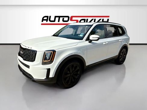 Used 2021 Kia Telluride EX w/ EX Premium Package image 3