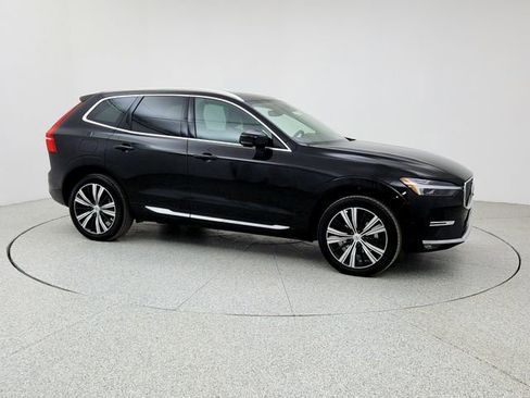 Certified 2023 Volvo XC60 B5 Plus w/ Climate Package image 3