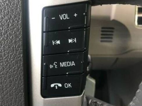 Used 2010 Ford Flex SEL AWD/4WD image 18