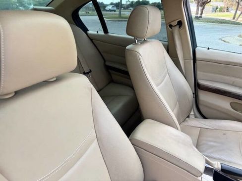 Used 2011 BMW 328i Sedan RWD image 26