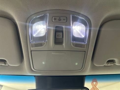 Used 2021 Hyundai Kona Limited image 24