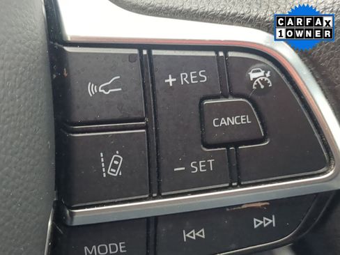 Used 2021 Toyota Highlander L image 14