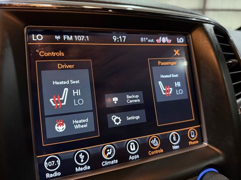Used 2018 Jeep Grand Cherokee Altitude AWD/4WD image 32