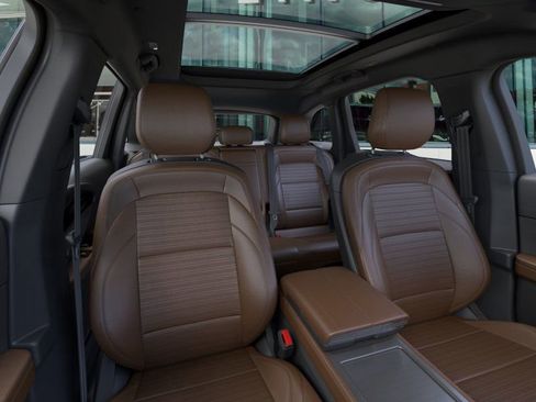 New 2026 Lincoln Nautilus Reserve w/ Jet Appearance Package image 10