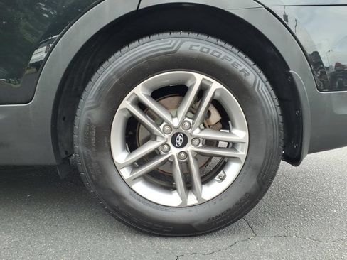 Used 2018 Hyundai Santa Fe Sport w/ 2.4L Tech Package 04 AWD/4WD image 23