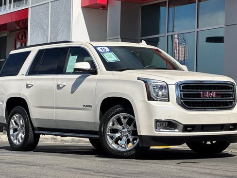 Used 2015 GMC Yukon SLT w/ Open Road Package image 2