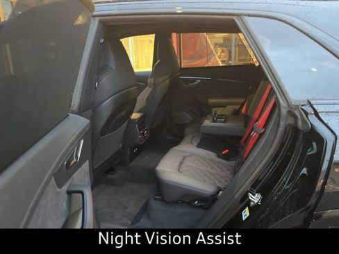New 2026 Audi Q8 Prestige image 27
