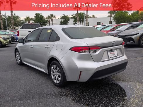 Certified 2025 Toyota Corolla LE FWD image 7