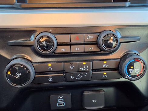 Used 2025 Ford F350 XLT image 21