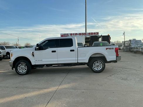 Used 2019 Ford F250 XLT w/ FX4 Off-Road Package AWD/4WD image 1
