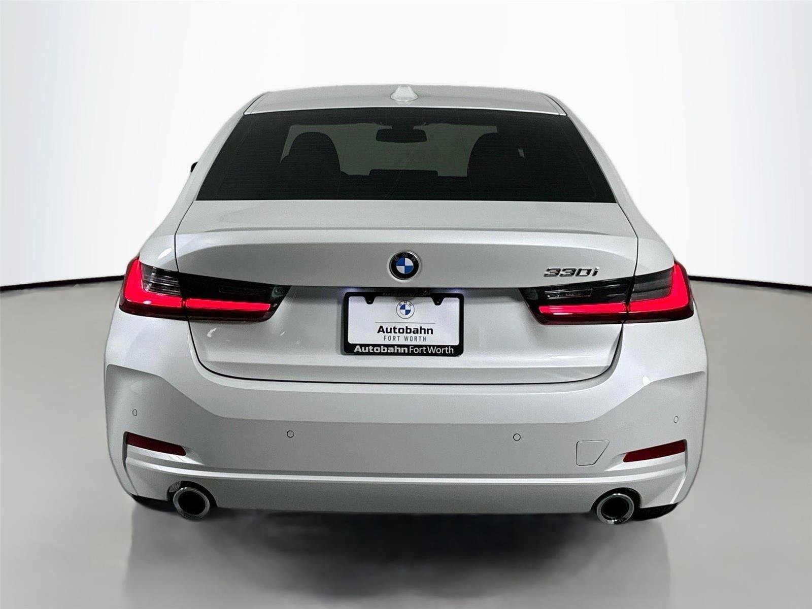 New 2025 BMW 330i Sedan w/ Premium Package RWD image 9