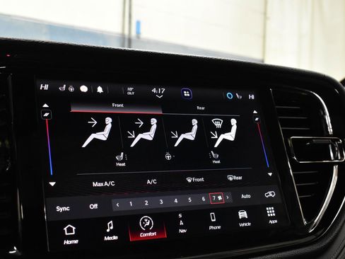 Used 2022 Dodge Durango GT image 18