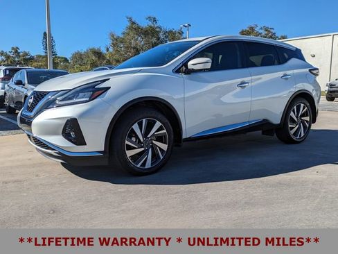 Used 2024 Nissan Murano SL image 10