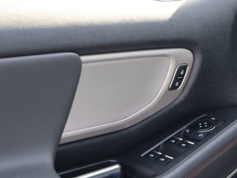 Certified 2025 Ford Expedition Active AWD/4WD image 23