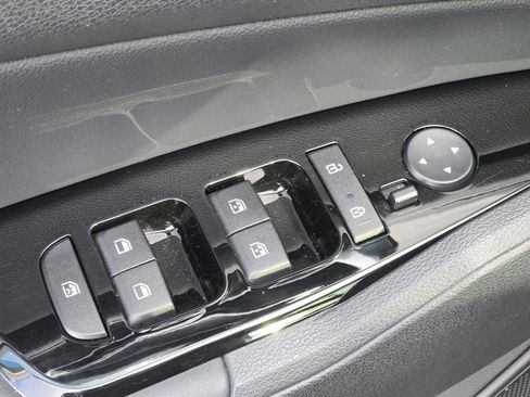 Used 2024 Kia Sportage SX Prestige image 22