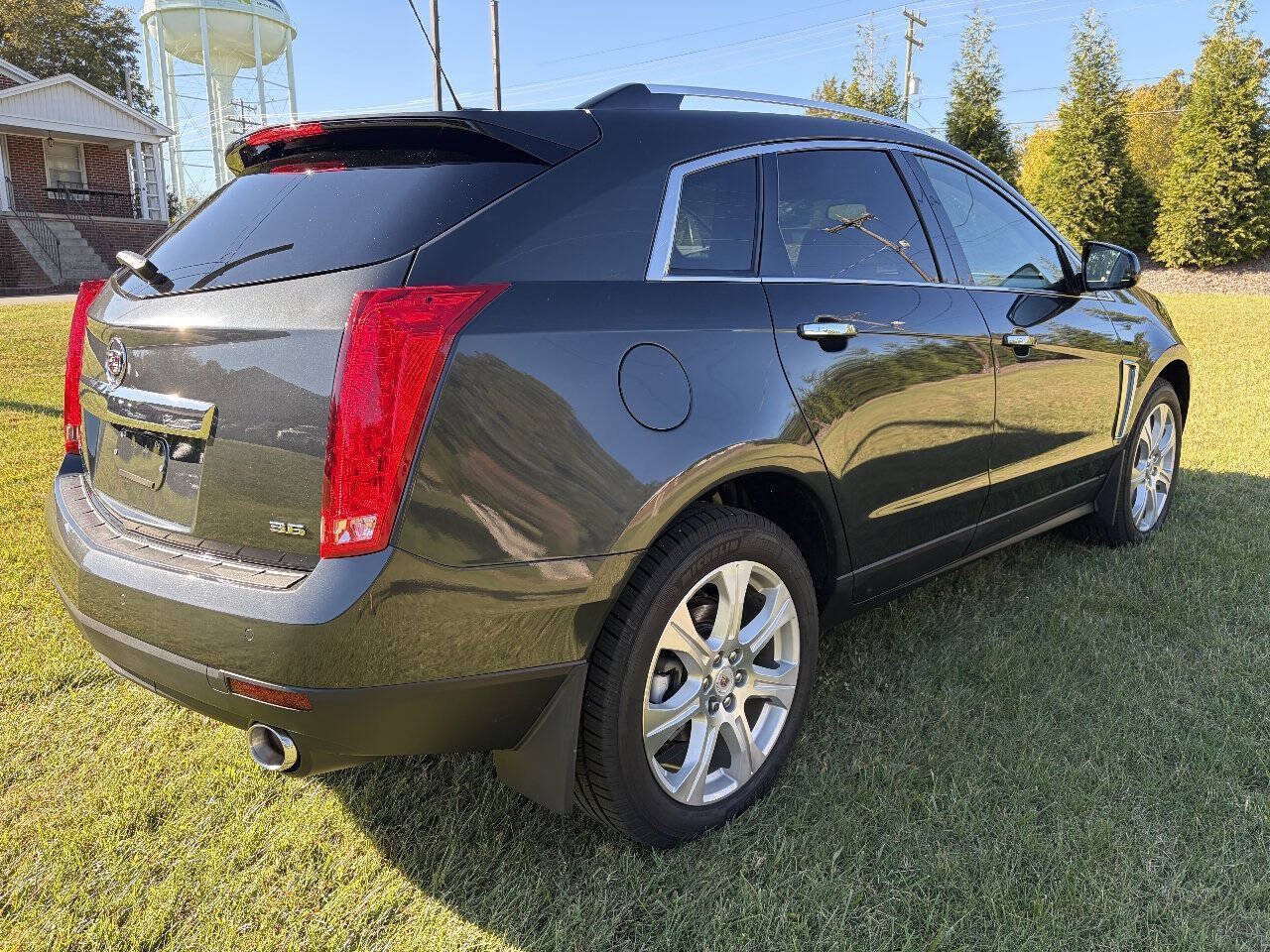 Used 2015 Cadillac SRX Performance w/ Driver Awareness Package FWD image 4