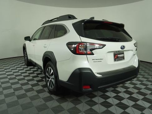 Certified 2025 Subaru Outback Premium image 5