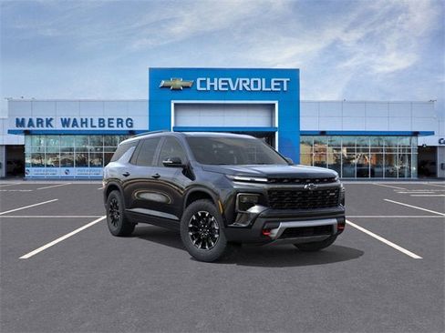 New 2025 Chevrolet Traverse Z71 w/ Enhanced Driving Package image 1