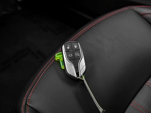Used 2023 Maserati Ghibli Modena RWD image 65