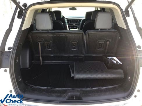 Used 2020 Buick Enclave Essence w/ Sound and Sites Package image 6