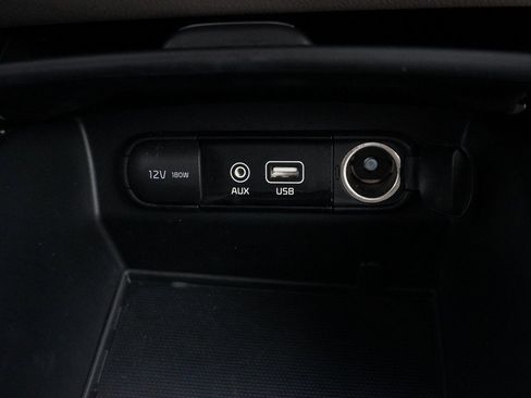 Used 2017 Kia Sorento LX image 46